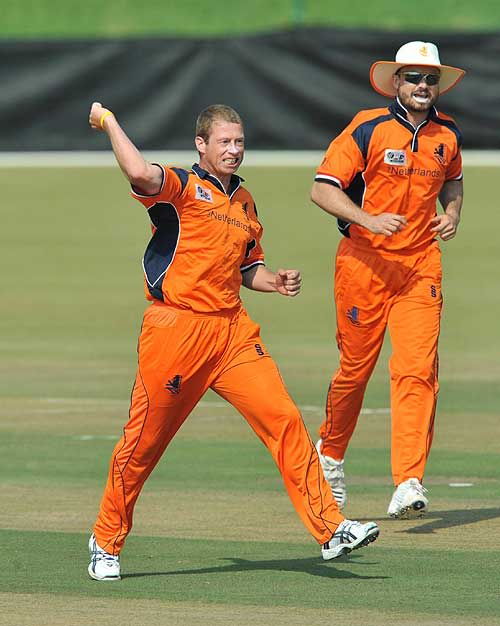 Bas Zuiderent and Edgar Schiferli celebrate