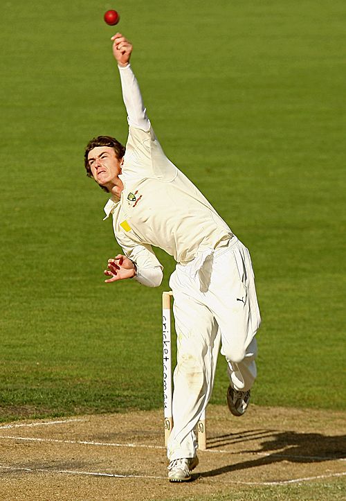 Luke Doran bowls for Australia Under-19