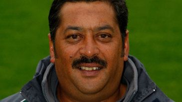 Damian D'Oliveira dies aged 53