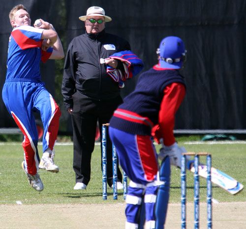 Patrick Giles-Jones picked another 5-wicket haul