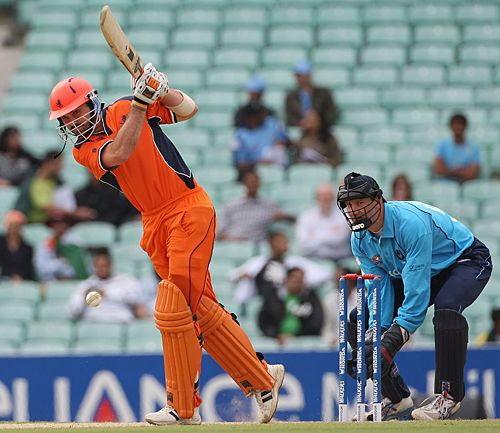 Zuiderent named one-day captain for Zimbabwe visit