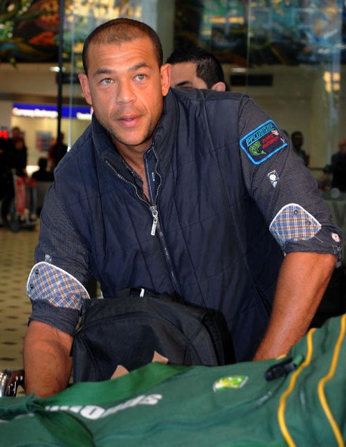 Queensland offer Symonds chance for recovery