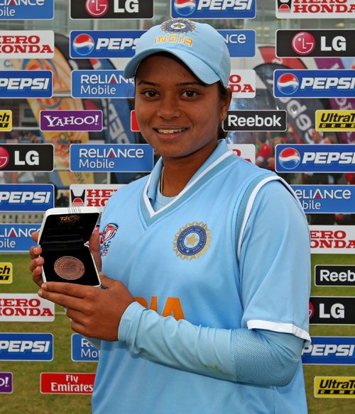 Priyanka Roy with the Player-of-the-Match award