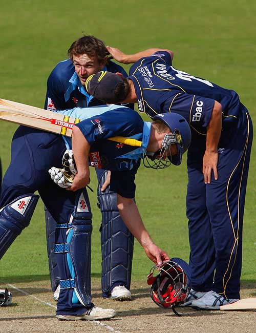 Alex Gidman took a nasty blow from Mitchell Claydon