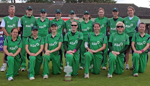 All-round Richardson guides Ireland to title