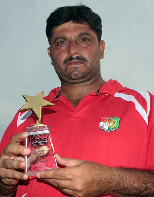 Monish Arora with his Man-of-the-Match award