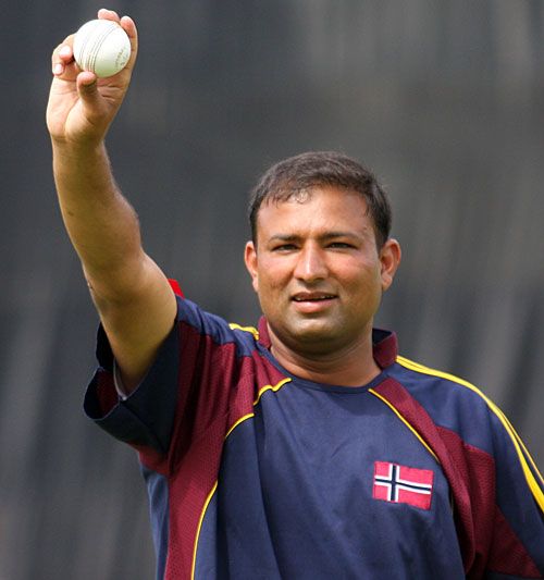 Aamer Waheed holds the ball up