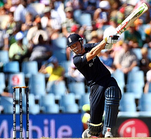 Denly double as tourists dominate