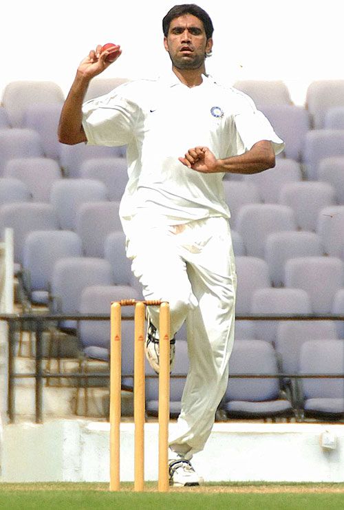 Odedra hands Saurashtra lead in dramatic day