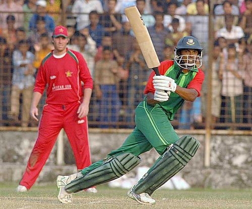 Faisal Hossain scored an unbeaten 81