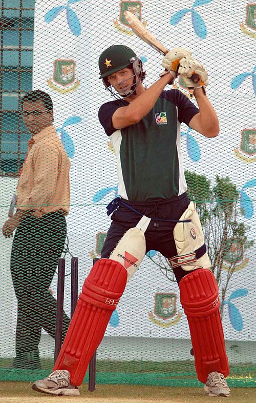 Mark Vermeulen is all concentration at batting practice