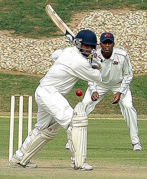 Ravi Inder Singh shoulders arms