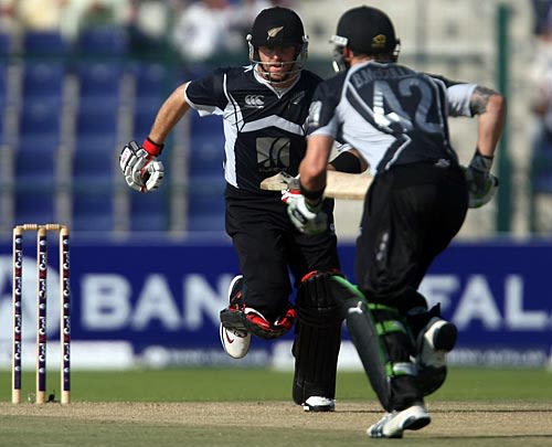 Brendon McCullum and Aaron Redmond set off for a run