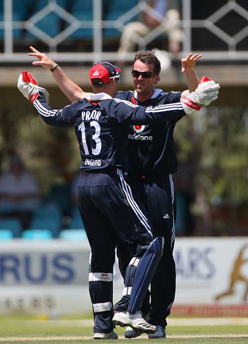 Strauss hundred eases England home