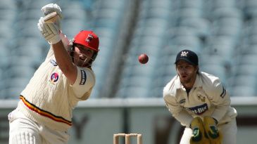 Tasmania sign Mark Cosgrove