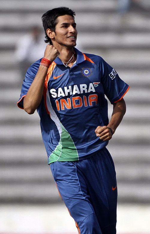 Sudeep Tyagi celebrates the dismissal of Imrul Kayes