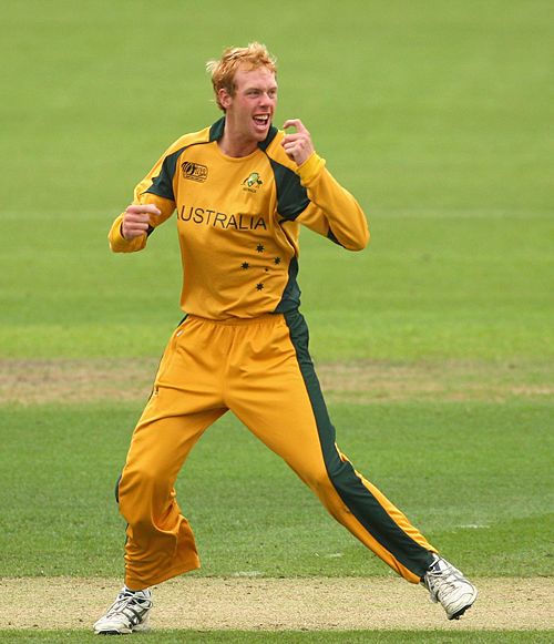 Jason Floros struck blows to New Zealand's top order
