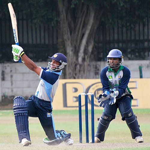 Chathura Peiris goes on the attack