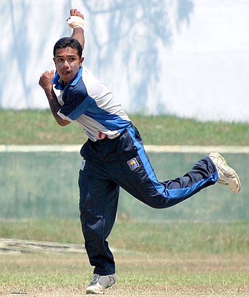 Shanuka Dissanayake took 4 for 34