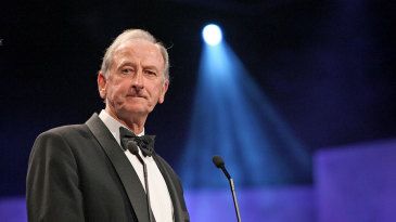 The most memorable moments of Bill Lawry's commentary