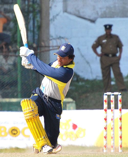 Sangakkara leads Kandurata to title