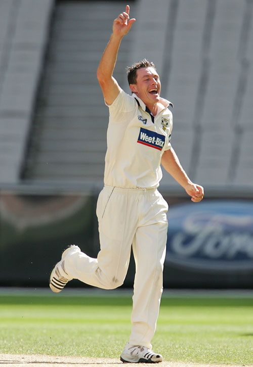 Darren Pattinson breaks through for Victoria