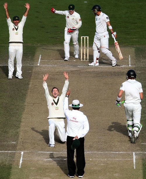 Michael Clarke appeals successfully for Mathew Sinclair's lbw