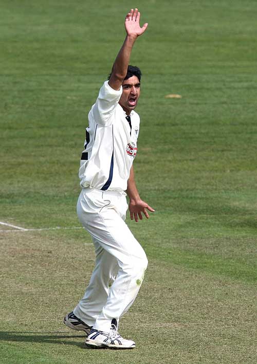 Gemaal Hussain took a career-best 5 for 36