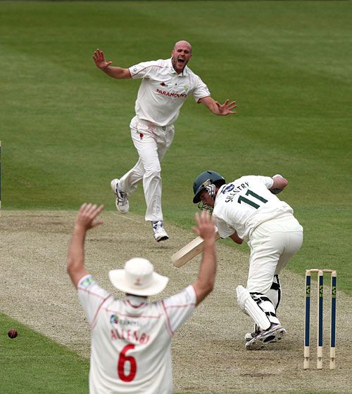 David Harrison blew away Worcestershire with 7 for 45