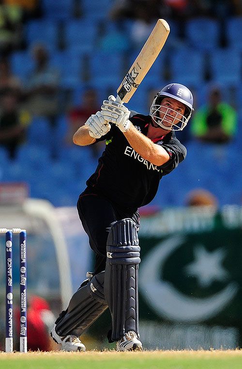 Lumb joins Queensland for Big Bash