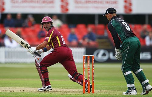 Nicky Boje made 54 off 29 balls to lift his team's total