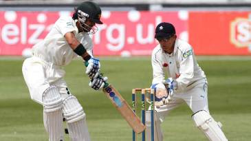 Imad Wasim, Zohaib rout Tigers