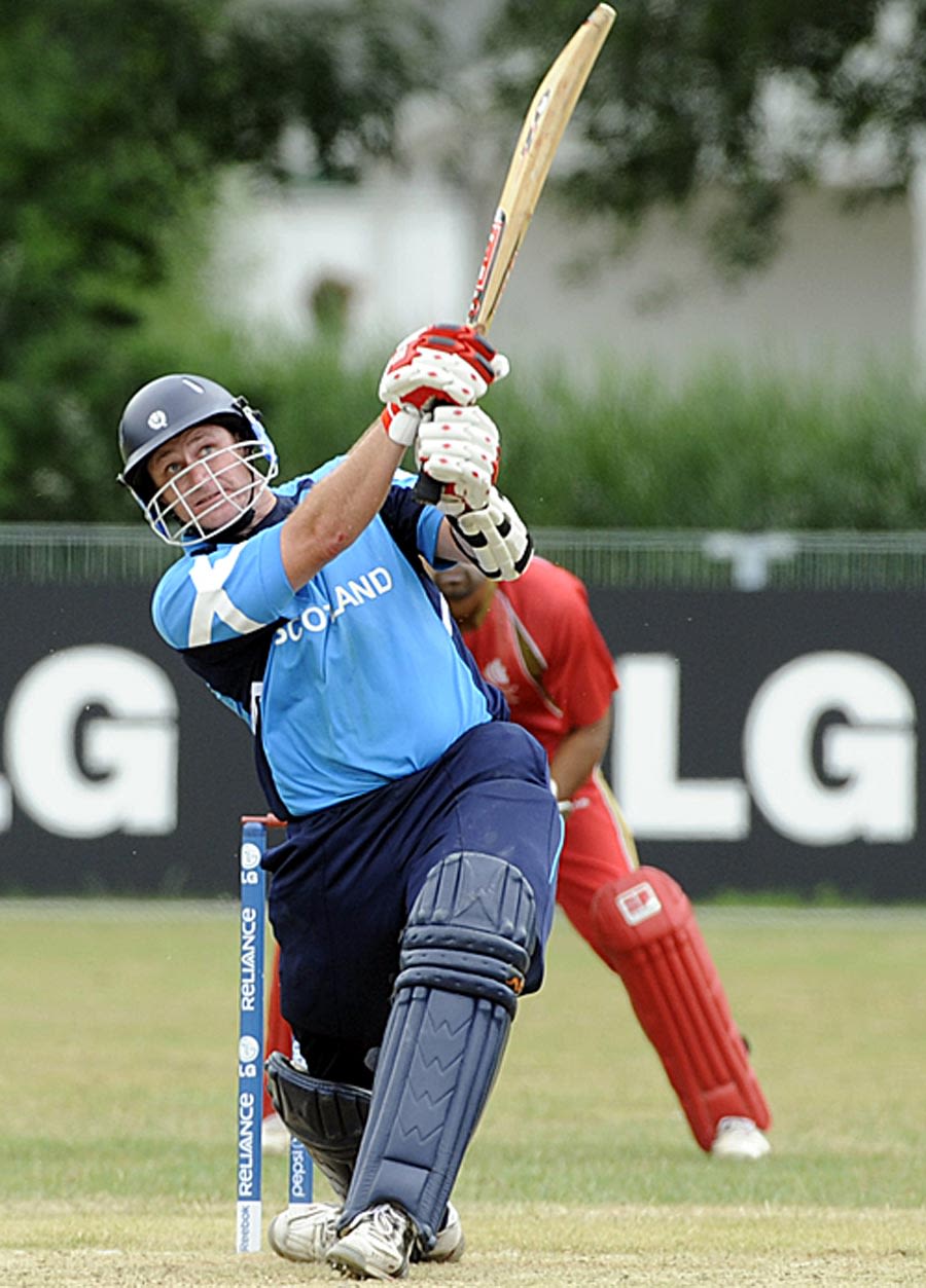 Neil McCallum on his way to 89