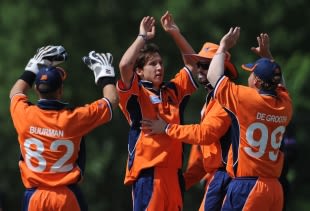 Mark Jonkman reported for suspect bowling action