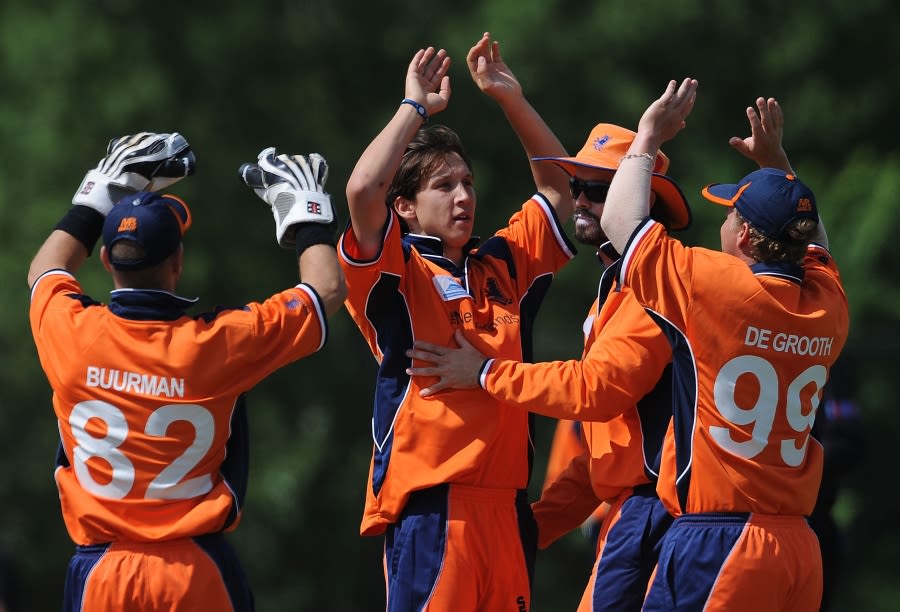 Mark Jonkman picked up the wicket of Hiral Patel early on