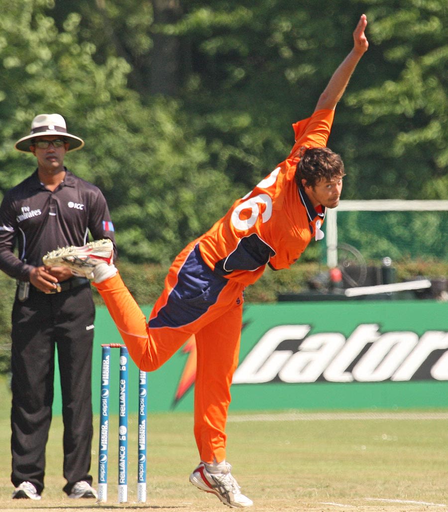 Netherlands' Bernard Loots bowling on his ODI debut