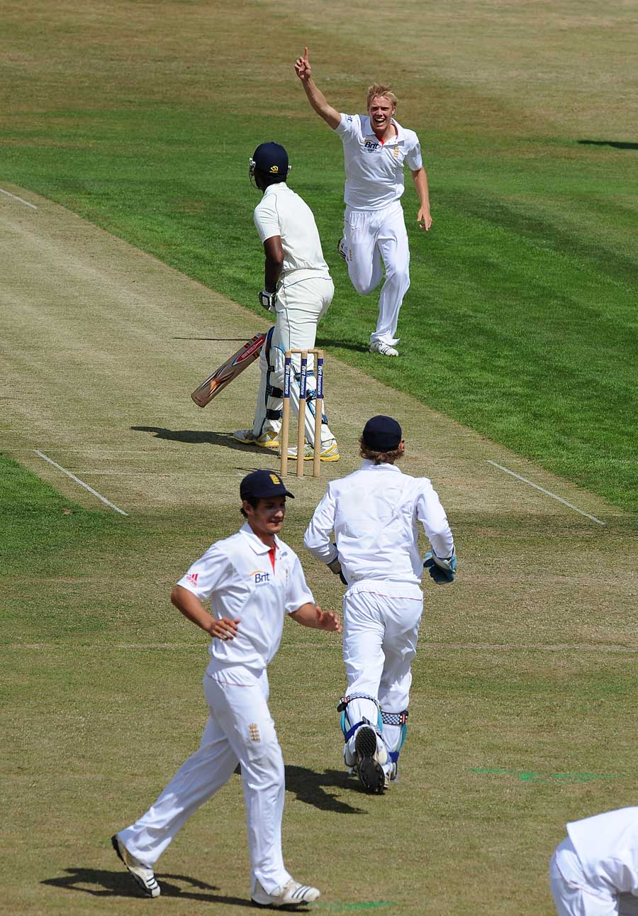Matthew Dunn removed Ramith Rambukwella for 34 in the Under-19 Test