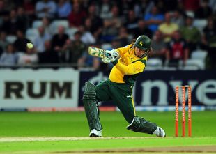 Nottinghamshire dump defending champions out