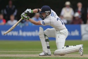 Sussex seize initiative on day one