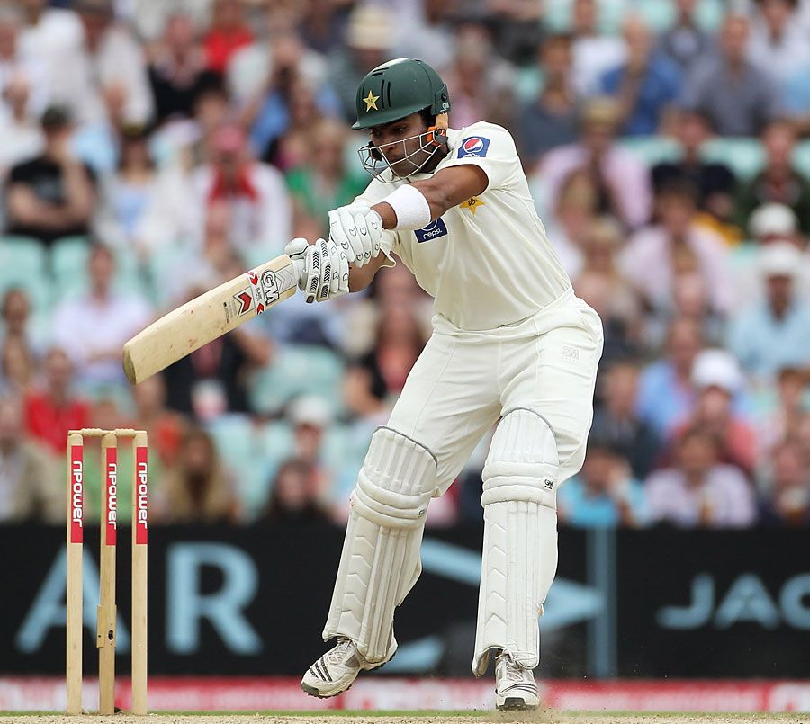 Peshawar tighten grip on match