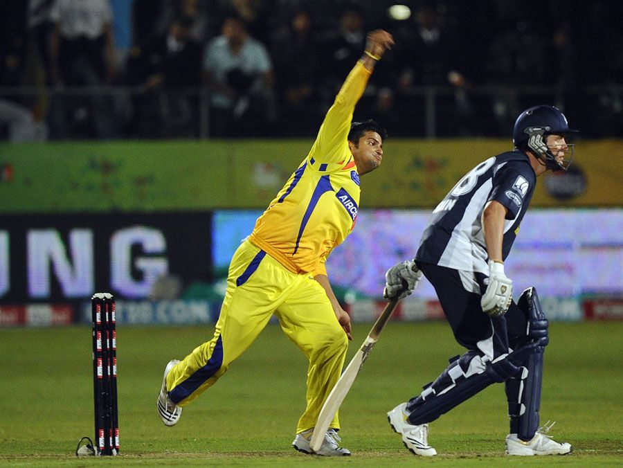 Suresh Raina bowls