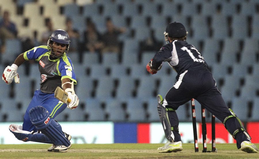 Matthew Wade pulled off a quick stumping of Shalika Karunanayake