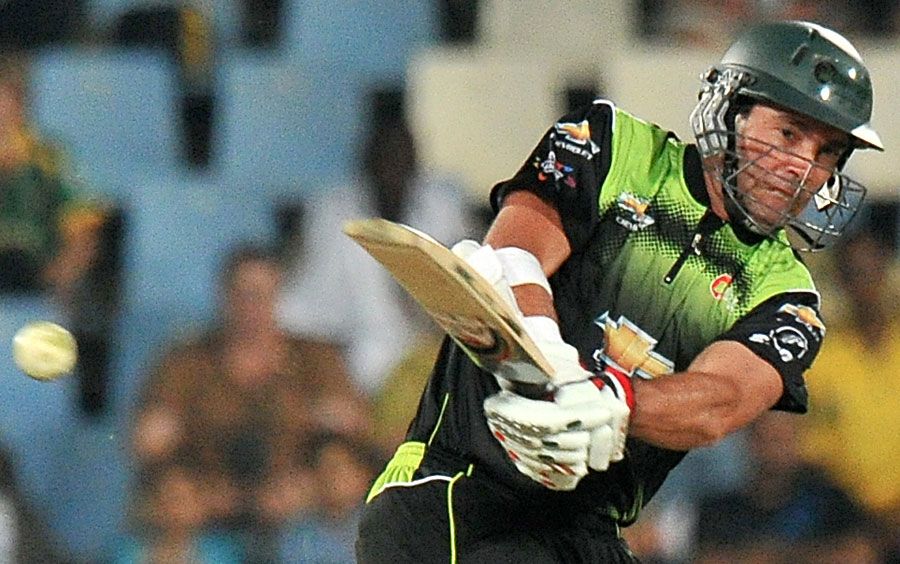 Nicky Boje made 22 off 7 balls to give Warriors a vital boost at the end of their innings
