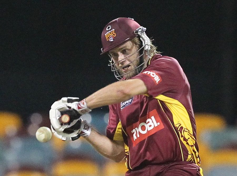 Tasmania hang on for first split-innings win