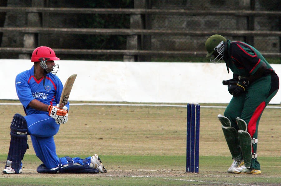 David Obuya catches Noor Ali