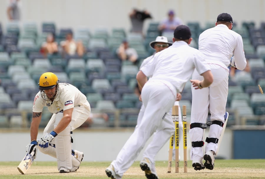 Wes Robinson is stumped by Matt Prior