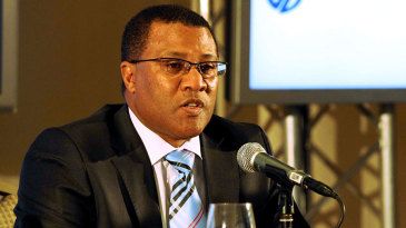 CSA sack Majola as chief executive