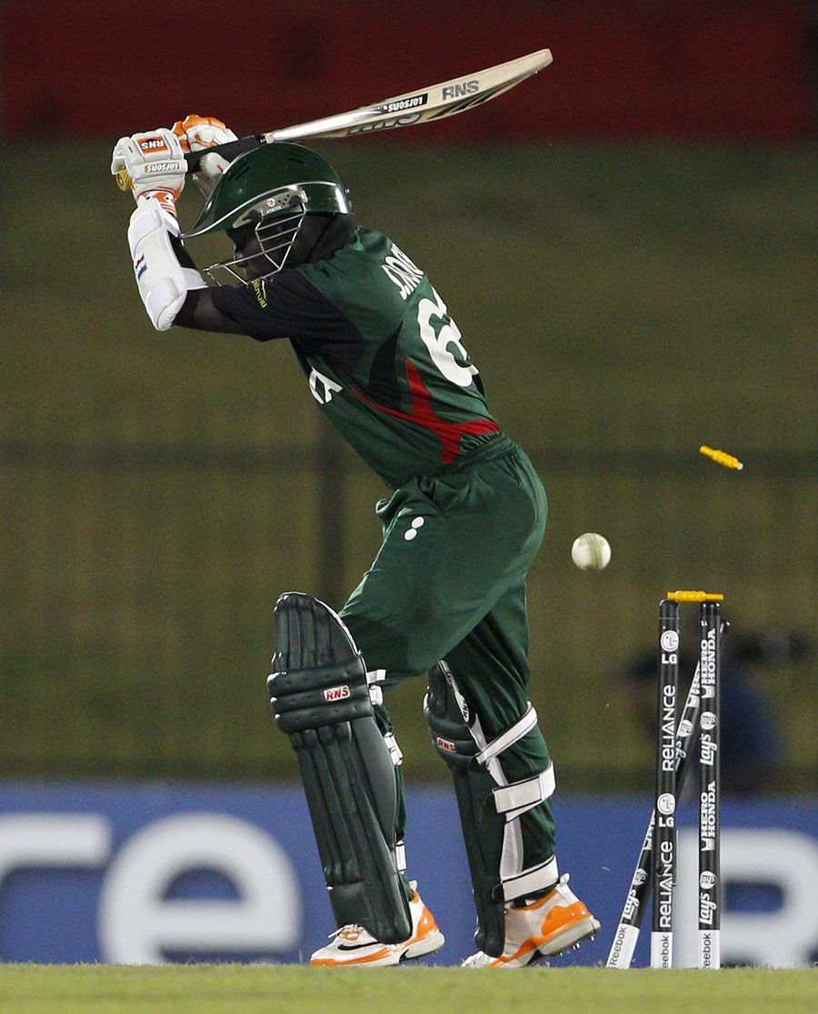 Shem Ngoche is bowled by Umar Gul