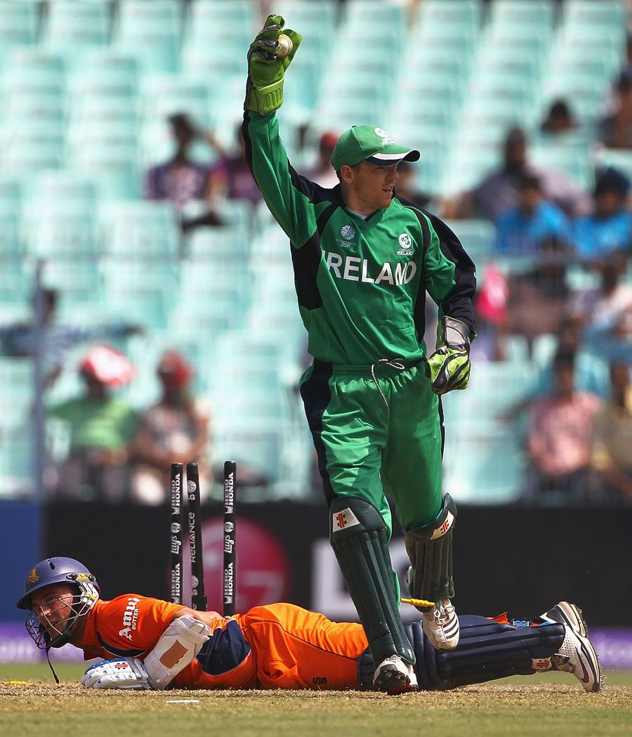 Atse Buurman is run out for 26