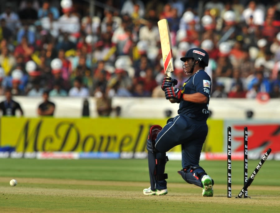 Bharat Chipli was bowled by Siddharth Trivedi